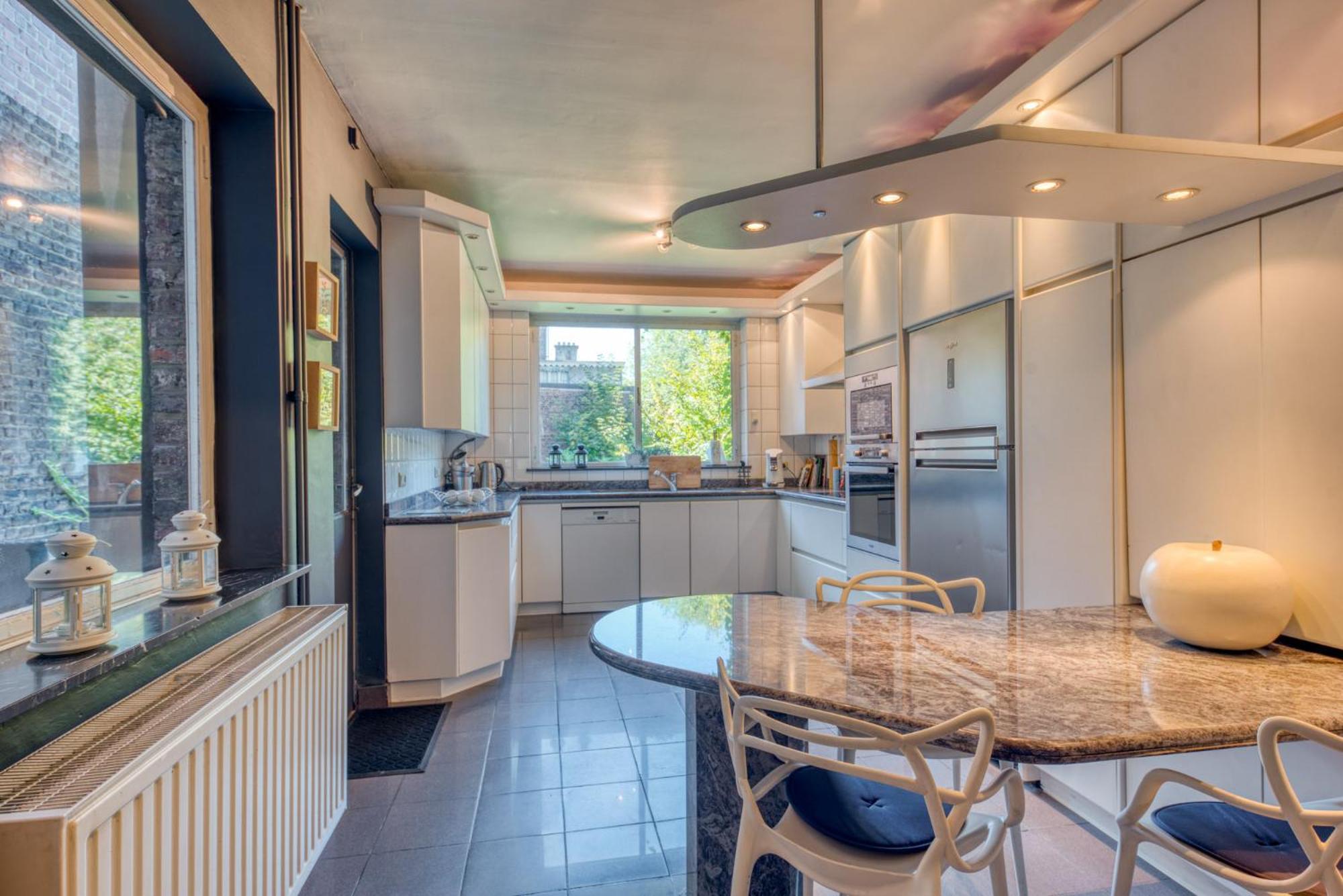 Belle Maison Bourgeoise Partagee De 4 Logements 列日 外观 照片